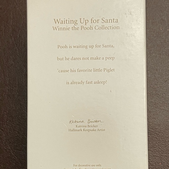 Hallmark Winnie the Pooh collection. - Picture 2 of 8